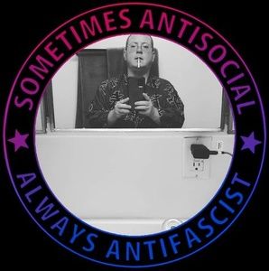 Meet your Posher, Halcyon